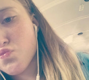 Meet your Posher, Makayla